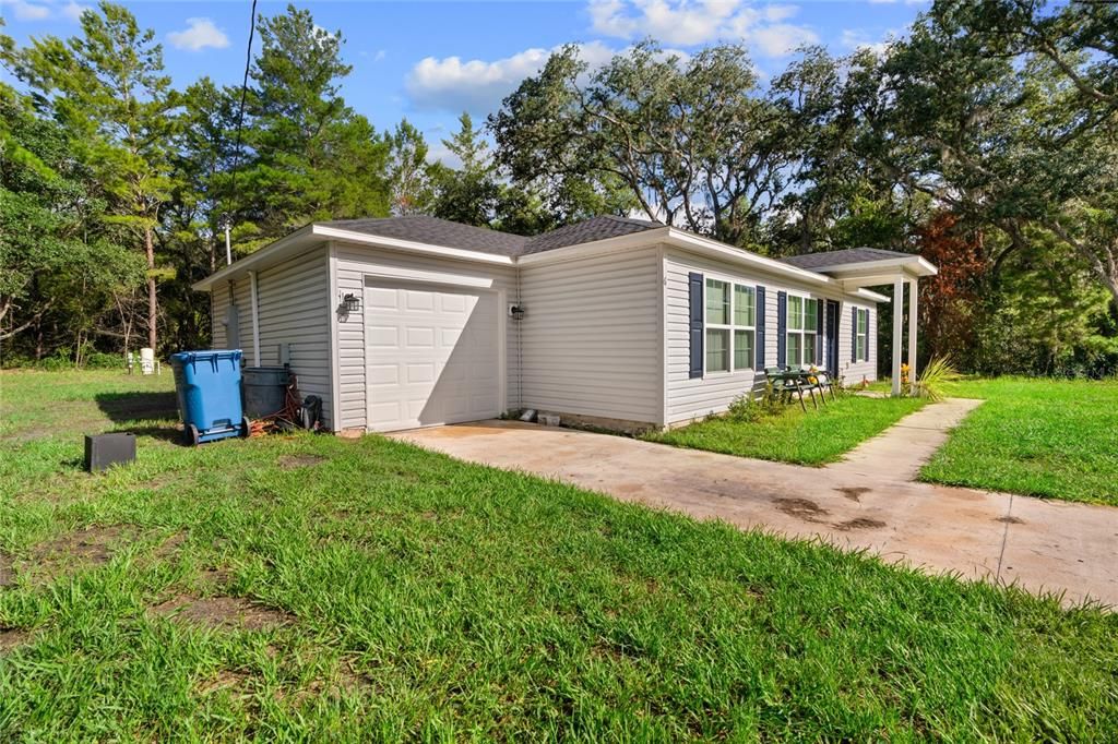 For Sale: $214,900 (3 beds, 2 baths, 1170 Square Feet)