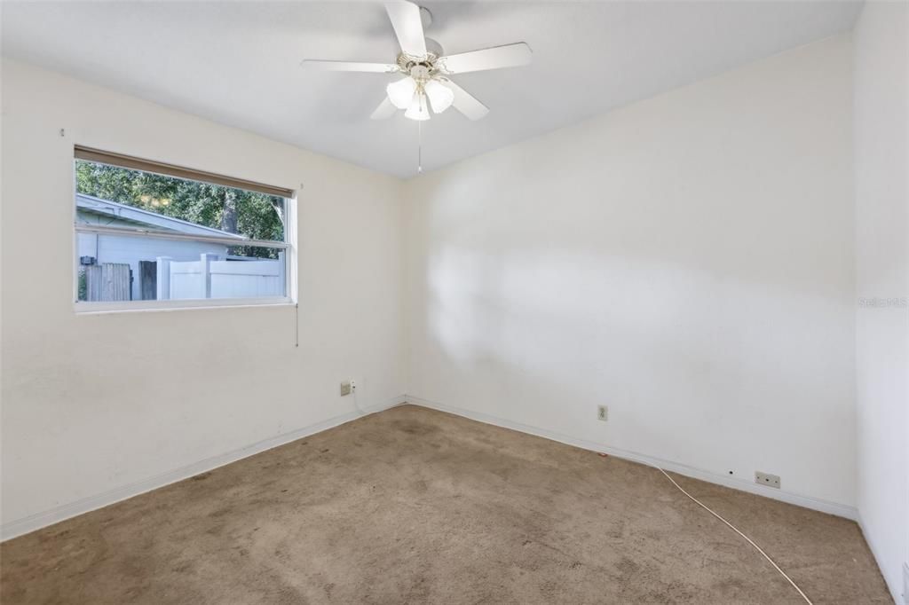 Active With Contract: $265,000 (3 beds, 2 baths, 1332 Square Feet)