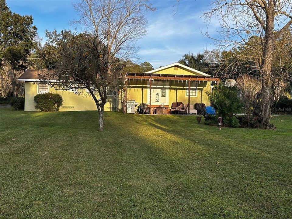 En Venta: $549,900 (4 camas, 2 baños, 1972 Pies cuadrados)