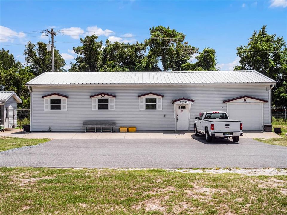 Metal & Woodworking Craftsman Club building