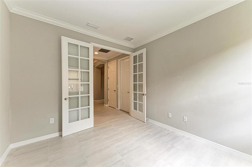 Active With Contract: $499,900 (3 beds, 2 baths, 1984 Square Feet)