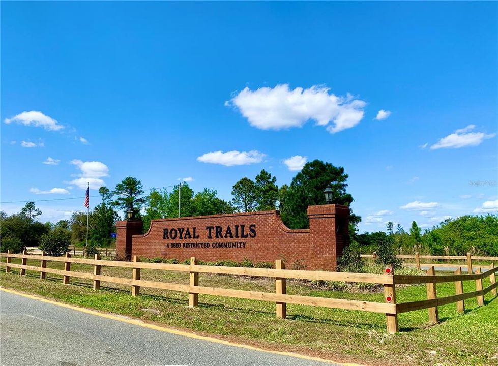 Royal Trails Entrance