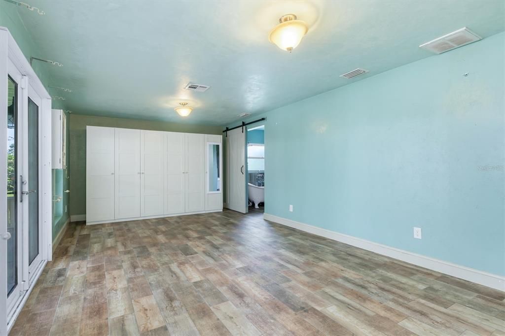 View towards spacious, updated Ensuite Bath.