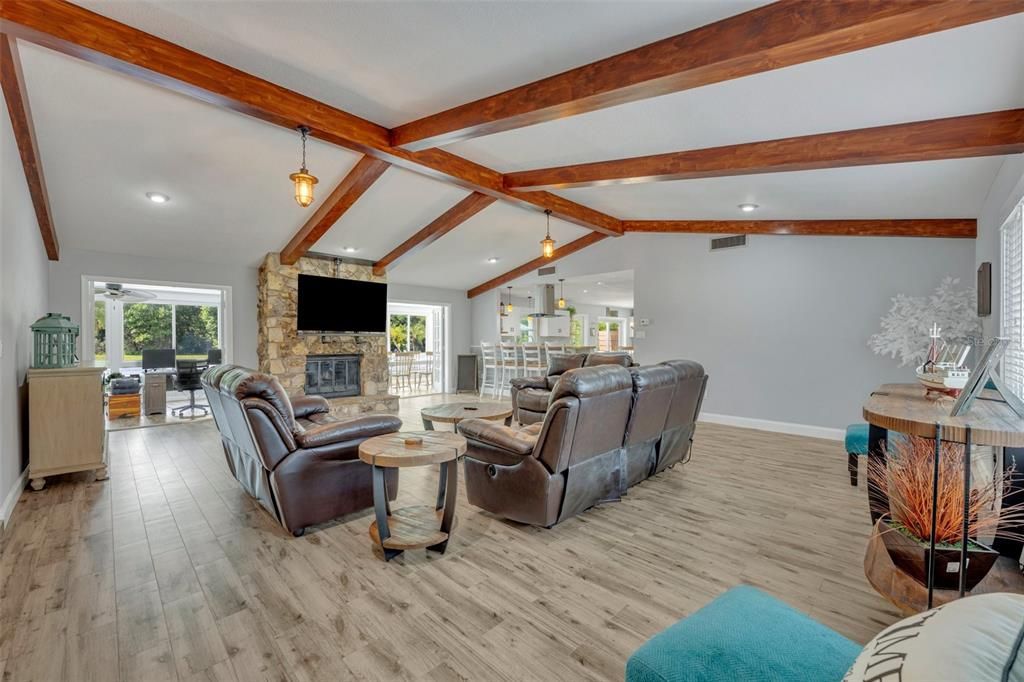 Active With Contract: $720,000 (4 beds, 2 baths, 2934 Square Feet)