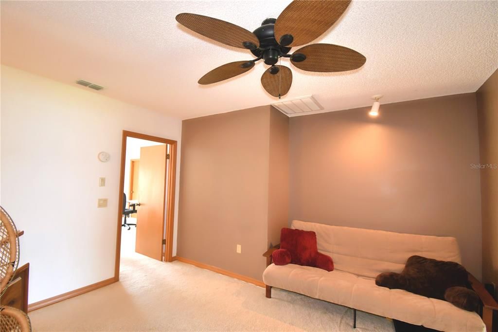 For Sale: $299,900 (2 beds, 3 baths, 2045 Square Feet)