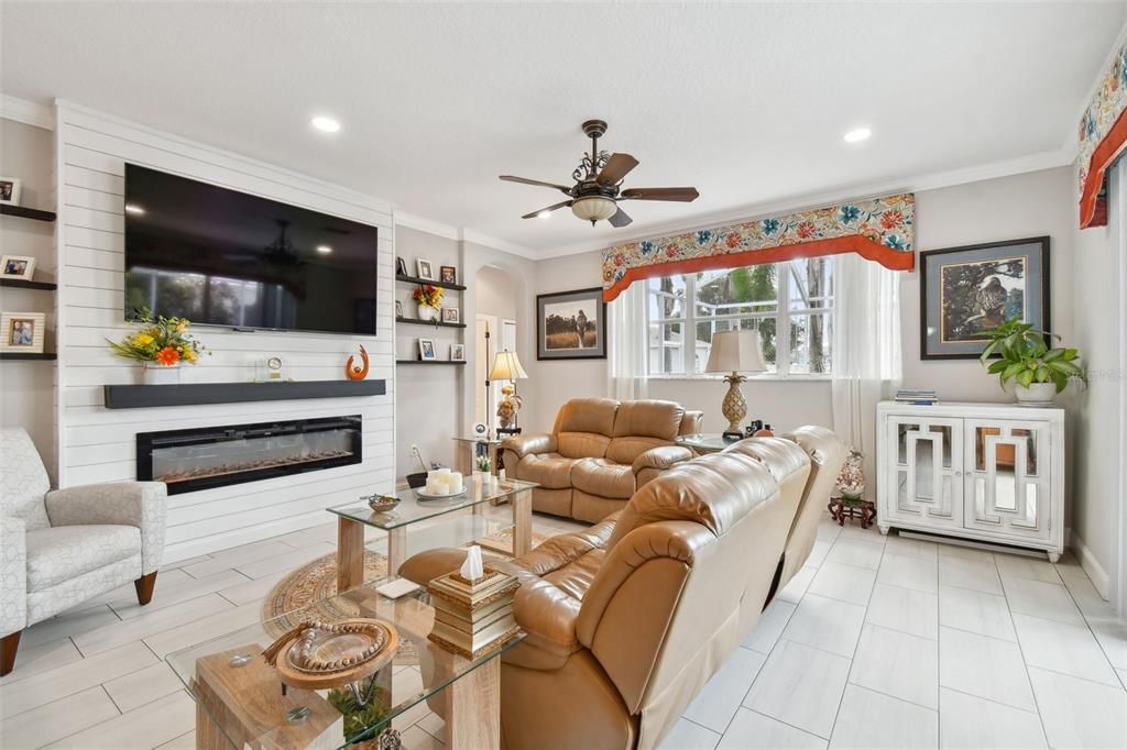 Active With Contract: $499,500 (4 beds, 3 baths, 2185 Square Feet)