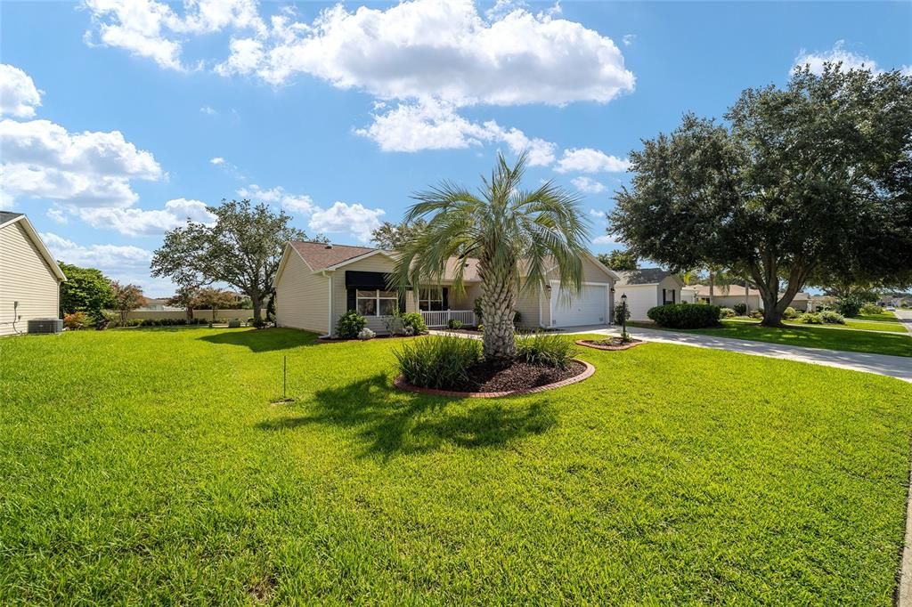 For Sale: $384,000 (3 beds, 2 baths, 1717 Square Feet)