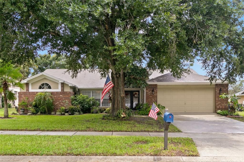 Active With Contract: $570,000 (4 beds, 3 baths, 2284 Square Feet)