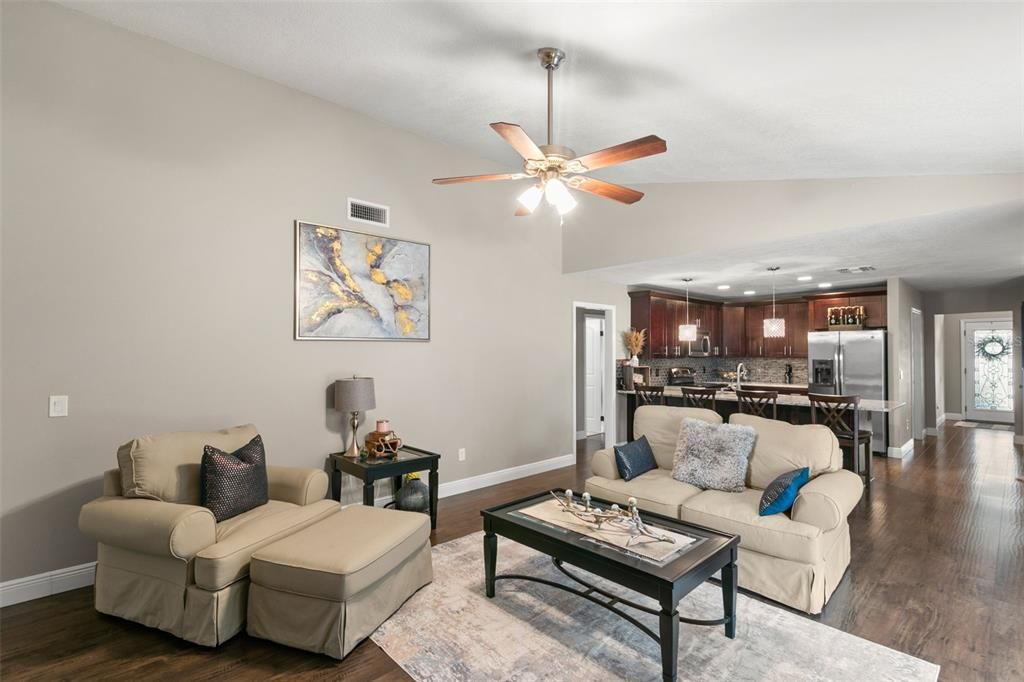 Active With Contract: $570,000 (4 beds, 3 baths, 2284 Square Feet)