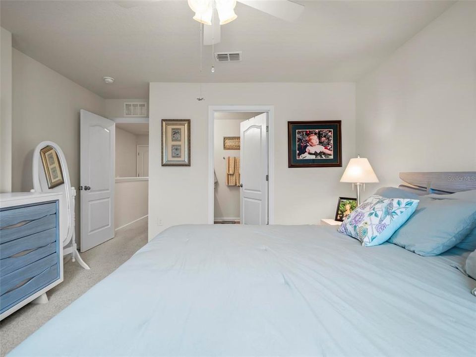 For Sale: $255,500 (2 beds, 2 baths, 1443 Square Feet)