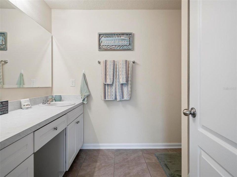 For Sale: $255,500 (2 beds, 2 baths, 1443 Square Feet)