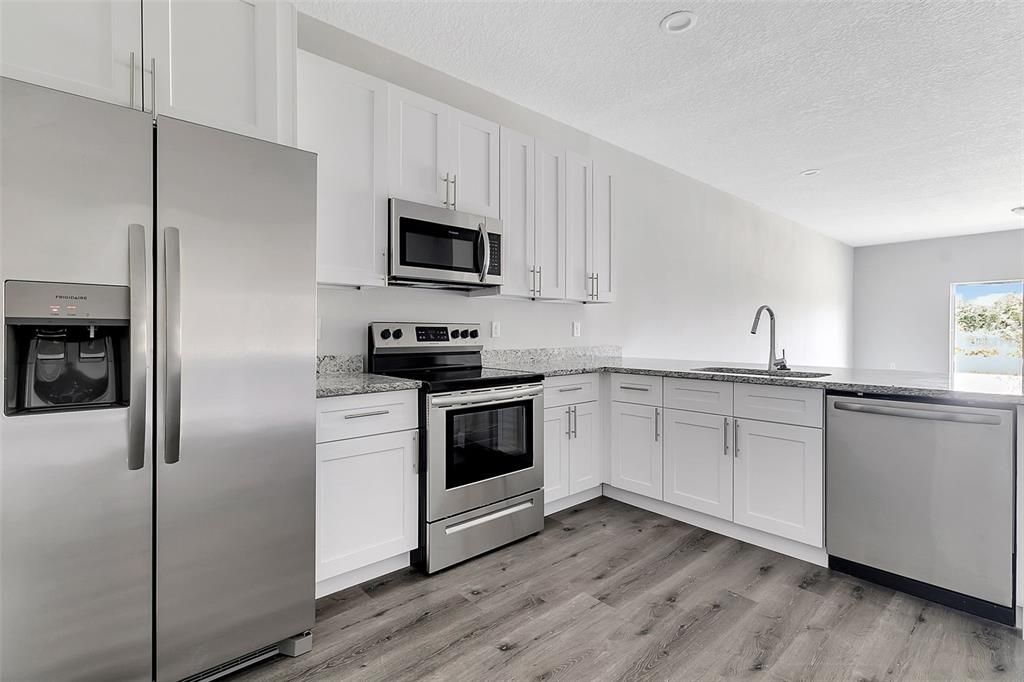 For Rent: $1,897 (3 beds, 2 baths, 1379 Square Feet)