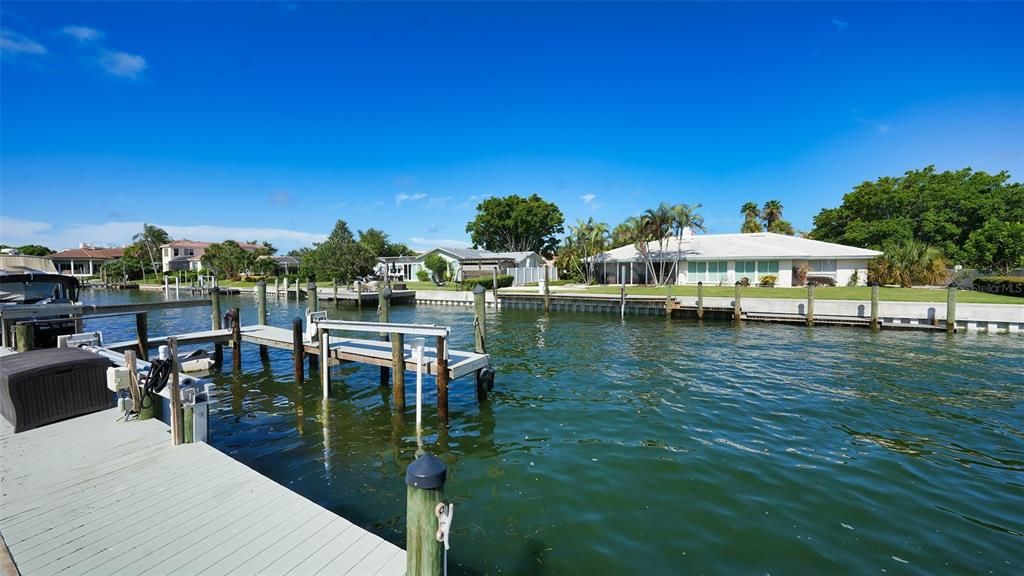 12,500 lb Boat Lift