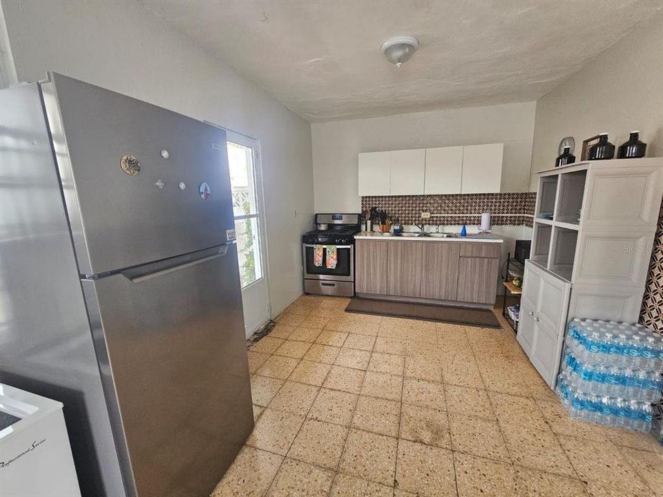 En Venta: $139,000 (3 camas, 2 baños, 900 Pies cuadrados)