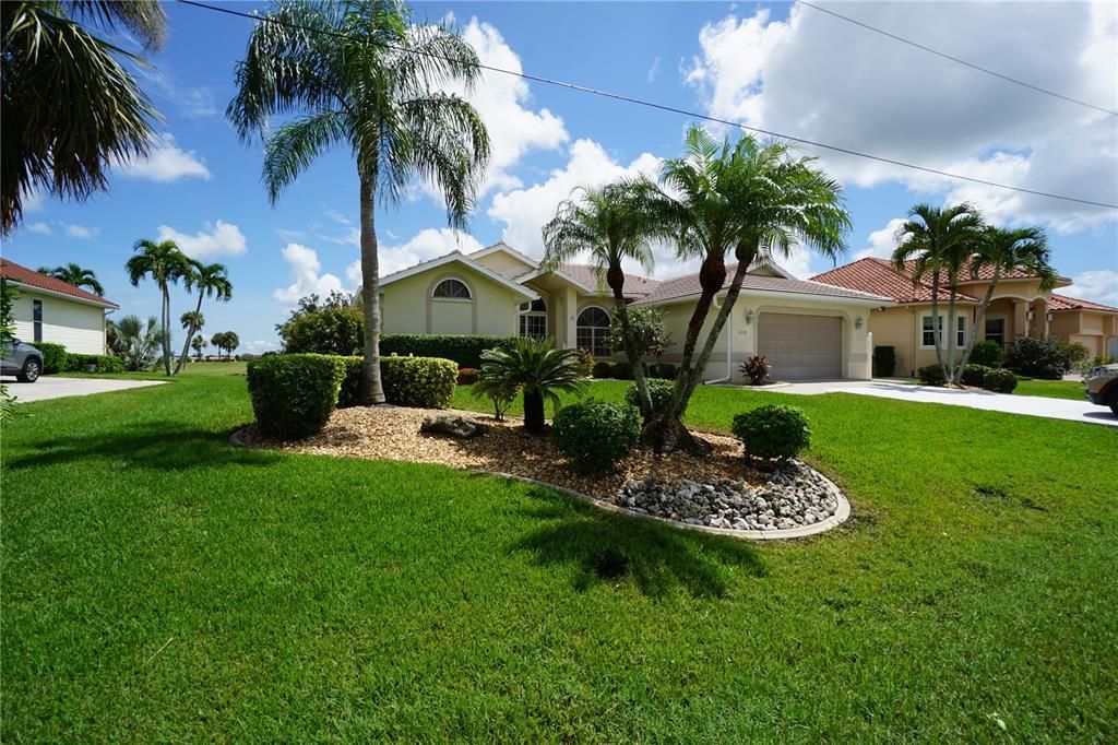 Active With Contract: $509,000 (3 beds, 2 baths, 2263 Square Feet)