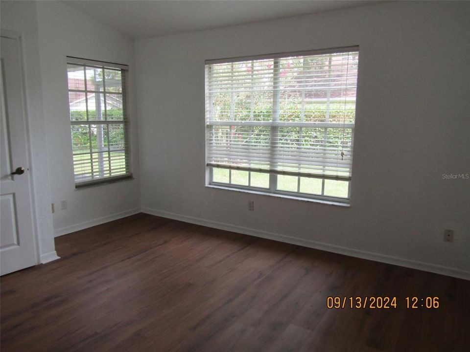 For Rent: $2,125 (3 beds, 2 baths, 1288 Square Feet)