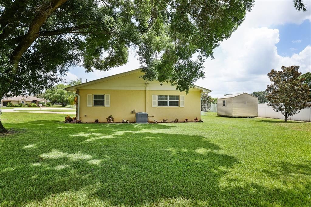 For Sale: $285,000 (3 beds, 2 baths, 1438 Square Feet)