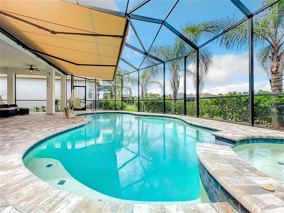 Pool/Spa/Patio with Retractable Awning