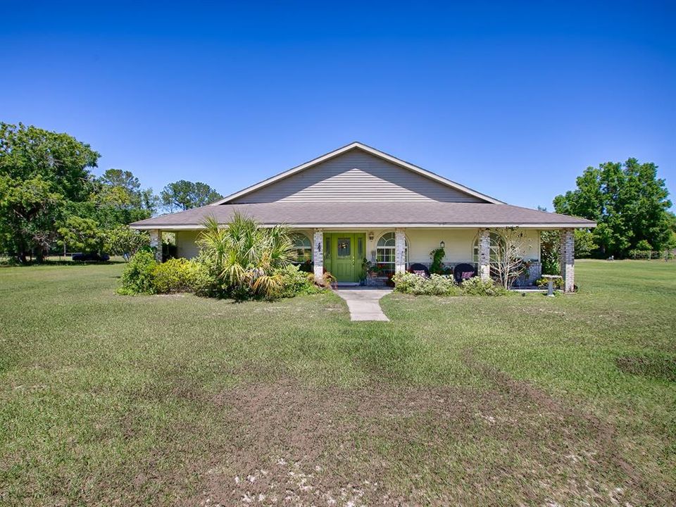 For Sale: $649,000 (4 beds, 2 baths, 2000 Square Feet)