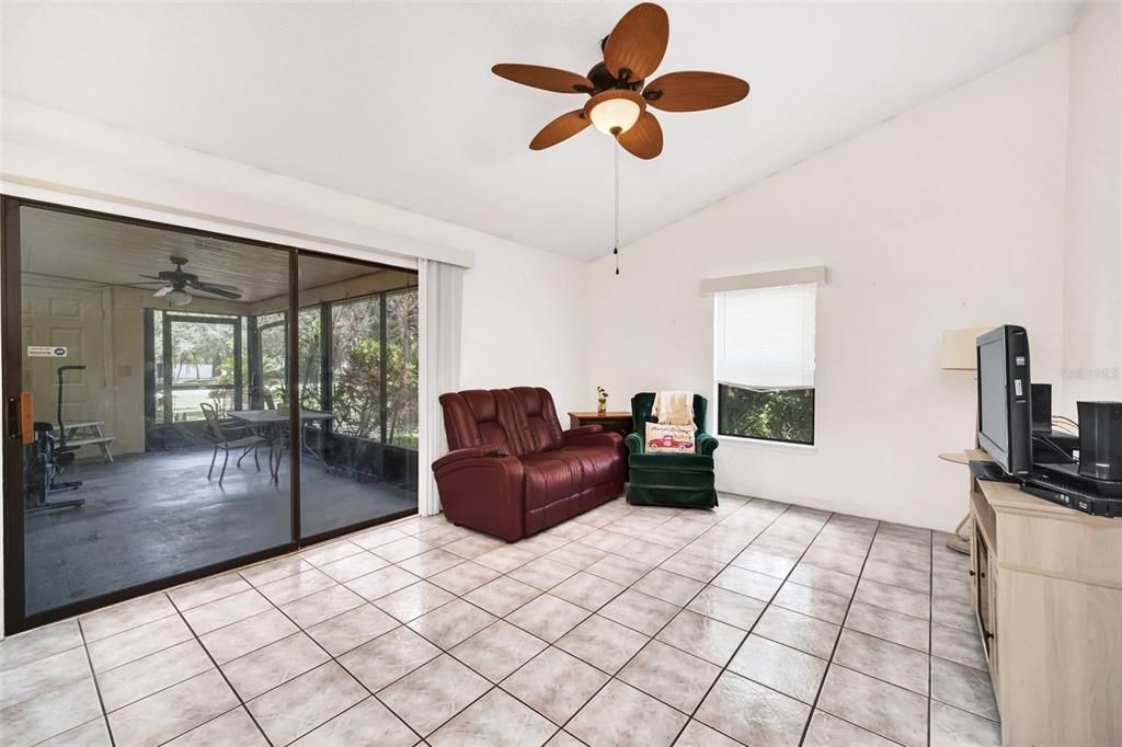 For Sale: $245,000 (3 beds, 2 baths, 1626 Square Feet)