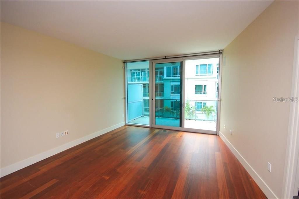 Active With Contract: $3,050 (2 beds, 2 baths, 1644 Square Feet)