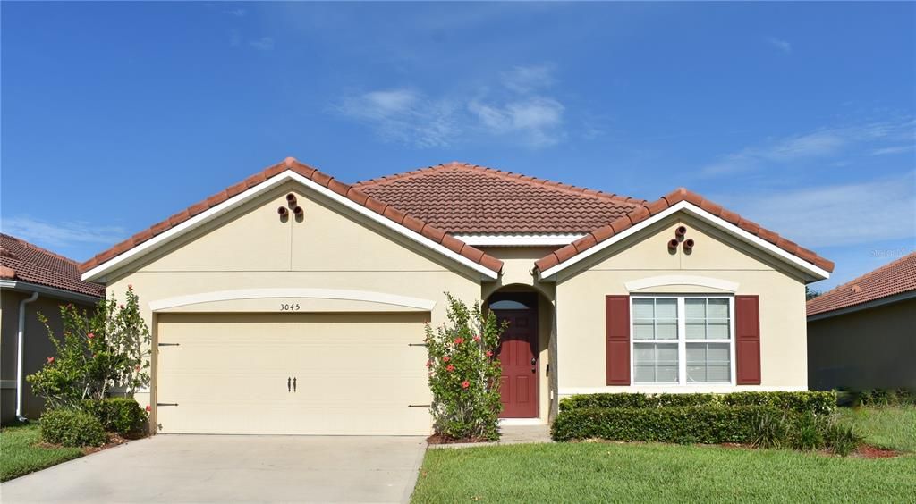 Active With Contract: $2,499 (4 beds, 2 baths, 1848 Square Feet)