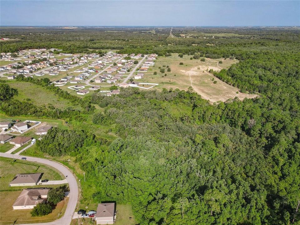 На продажу: $449,900 (10.38 acres)