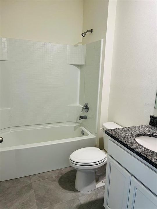 For Rent: $2,300 (3 beds, 2 baths, 1651 Square Feet)