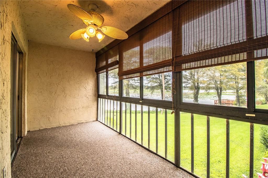 Screened Patio overlooking Lake Parker