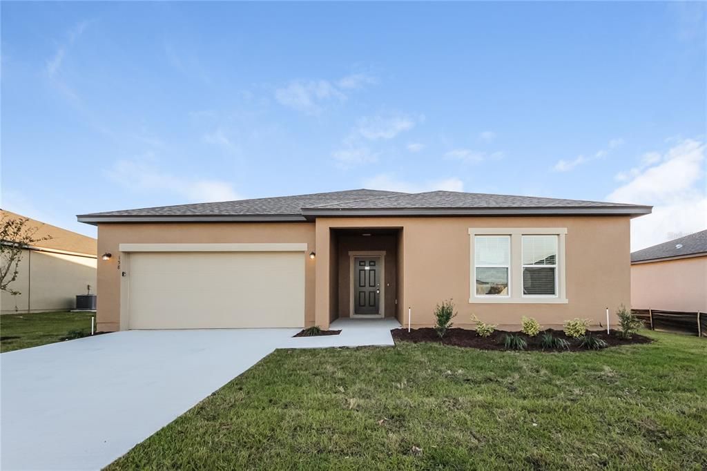 Active With Contract: $2,105 (4 beds, 2 baths, 1992 Square Feet)