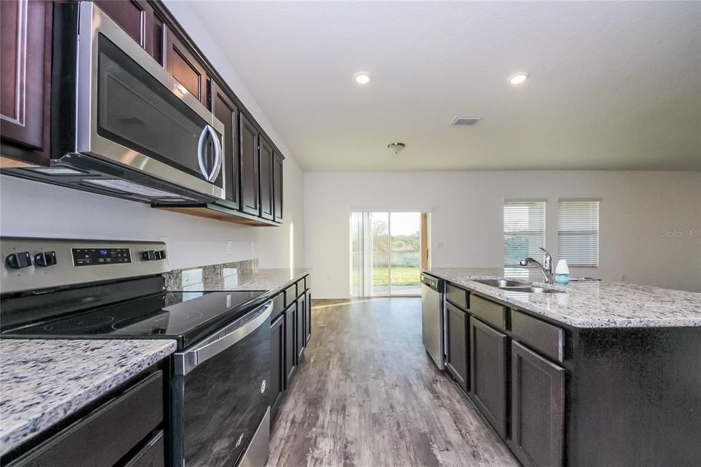 Active With Contract: $2,105 (4 beds, 2 baths, 1992 Square Feet)