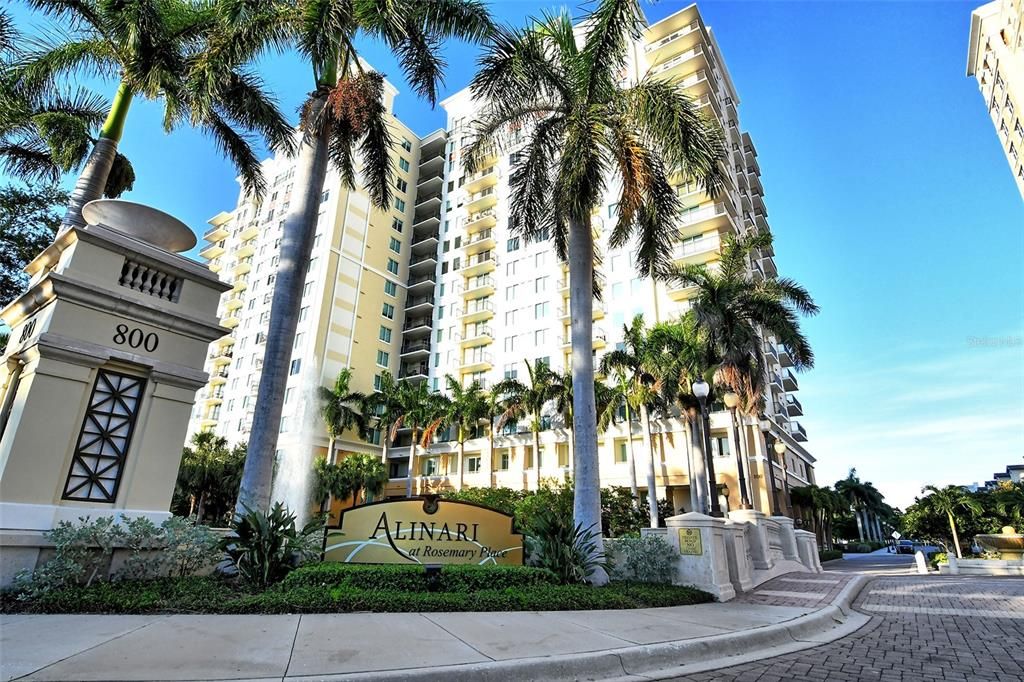 For Sale: $2,950,000 (3 beds, 3 baths, 3219 Square Feet)