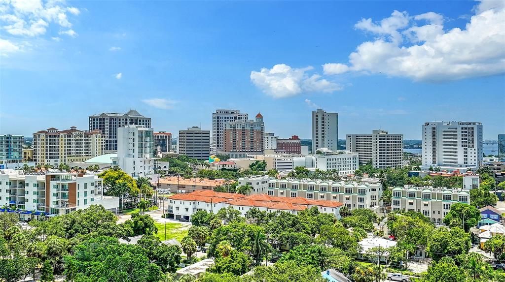 For Sale: $4,200,000 (3 beds, 3 baths, 3962 Square Feet)