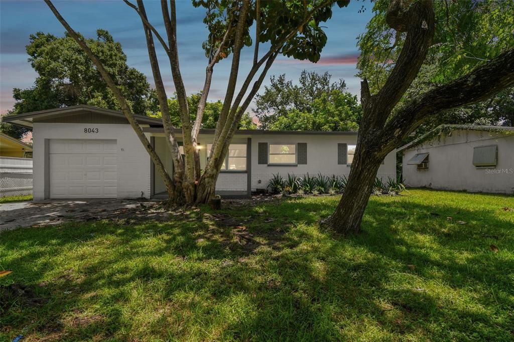 Recently Sold: $375,000 (3 beds, 2 baths, 1226 Square Feet)