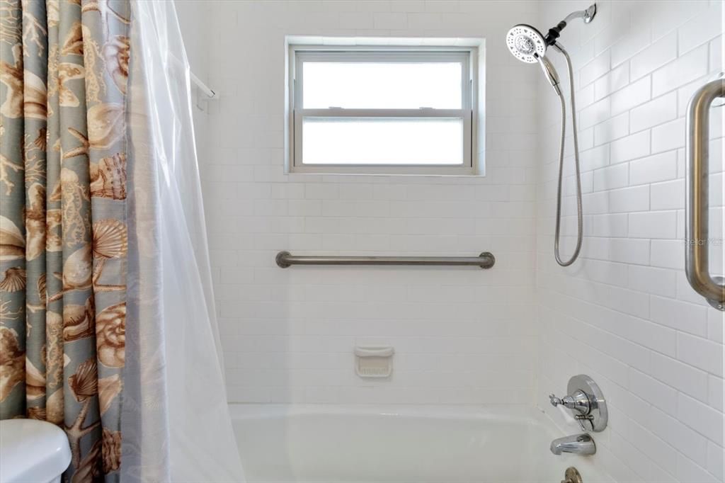 Guest Bath with tub/shower combination