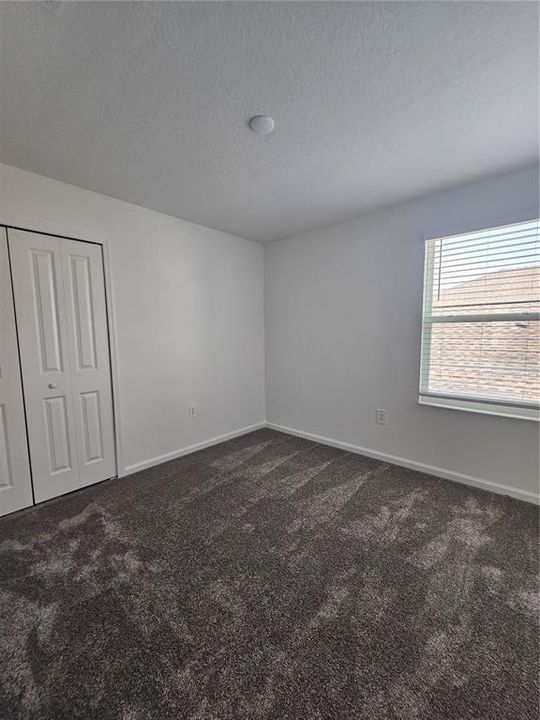 For Rent: $2,350 (4 beds, 2 baths, 1879 Square Feet)