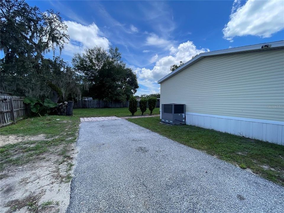 For Sale: $210,000 (3 beds, 2 baths, 1512 Square Feet)