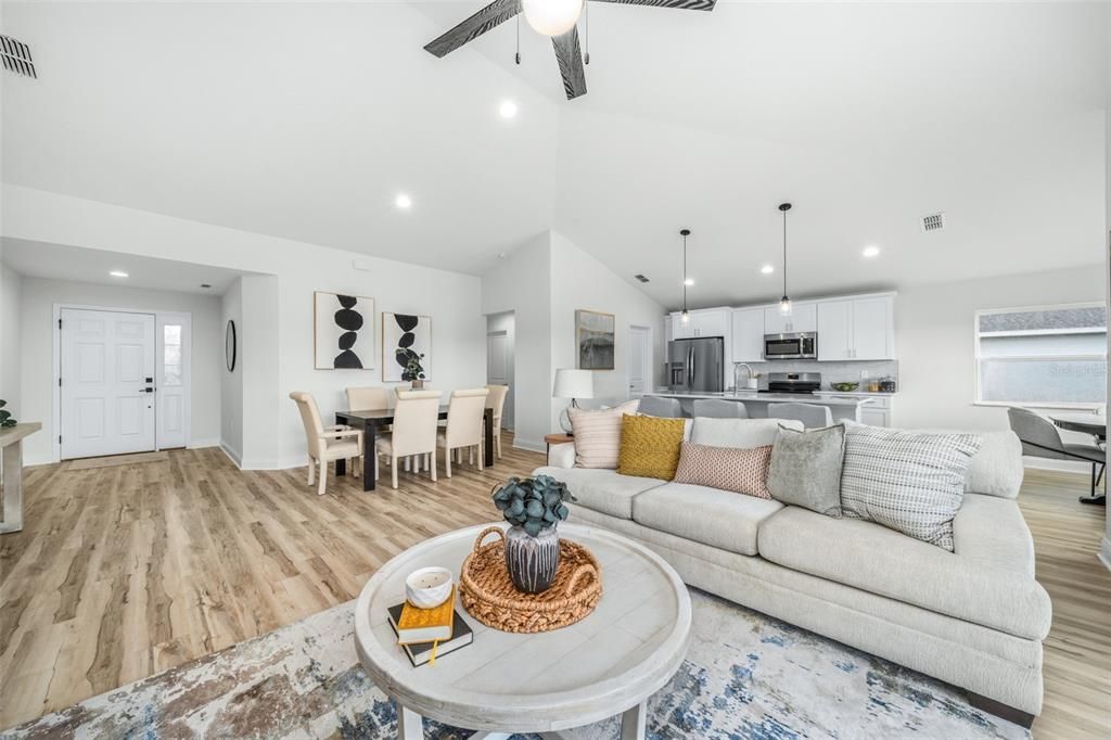 Active With Contract: $339,900 (3 beds, 2 baths, 1733 Square Feet)