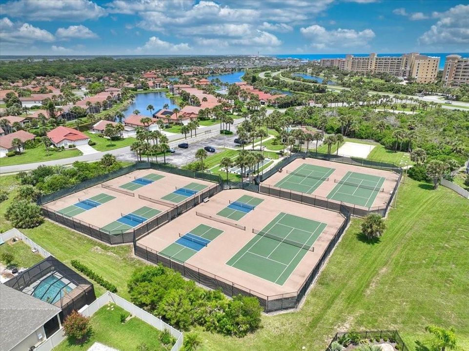 Tennis Courts/Pickle ball Courts