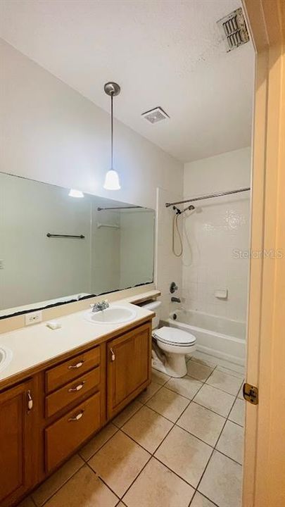 Active With Contract: $2,200 (3 beds, 2 baths, 1902 Square Feet)