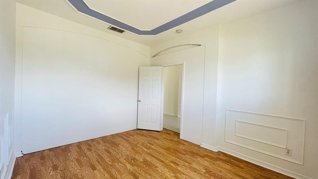 Active With Contract: $2,200 (3 beds, 2 baths, 1902 Square Feet)