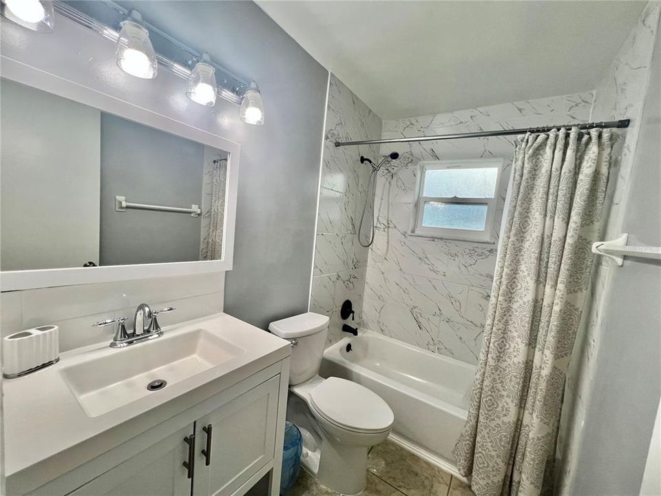 Active With Contract: $2,300 (2 beds, 1 baths, 1151 Square Feet)