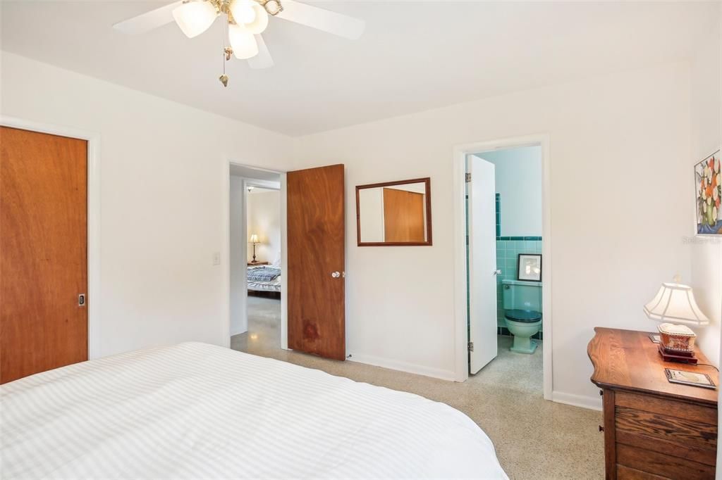 Active With Contract: $499,900 (3 beds, 2 baths, 1816 Square Feet)