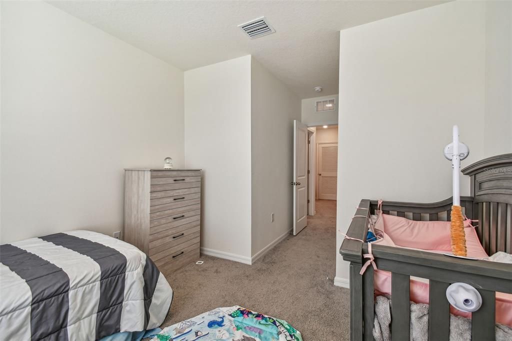 Active With Contract: $1,950 (3 beds, 2 baths, 1673 Square Feet)