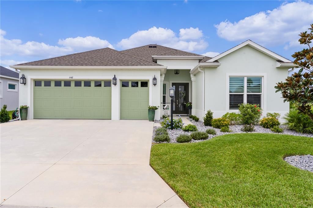 最近售出: $795,000 (3 贝兹, 2 浴室, 2183 平方英尺)