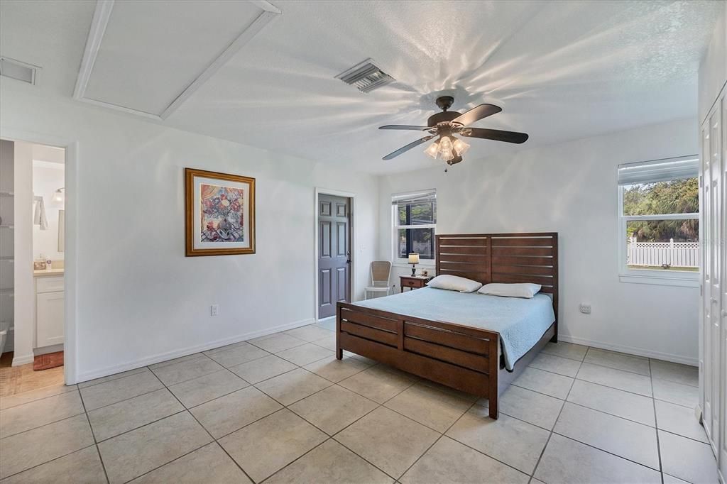 Active With Contract: $650,000 (4 beds, 3 baths, 3558 Square Feet)