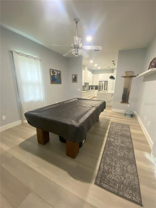 DINING/GAMEROOM