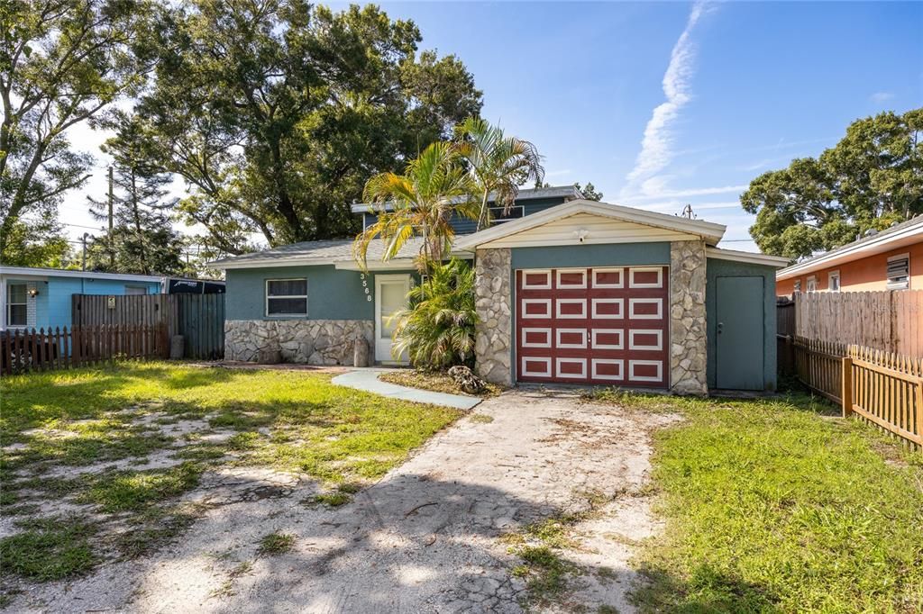 For Sale: $370,000 (4 beds, 2 baths, 1650 Square Feet)