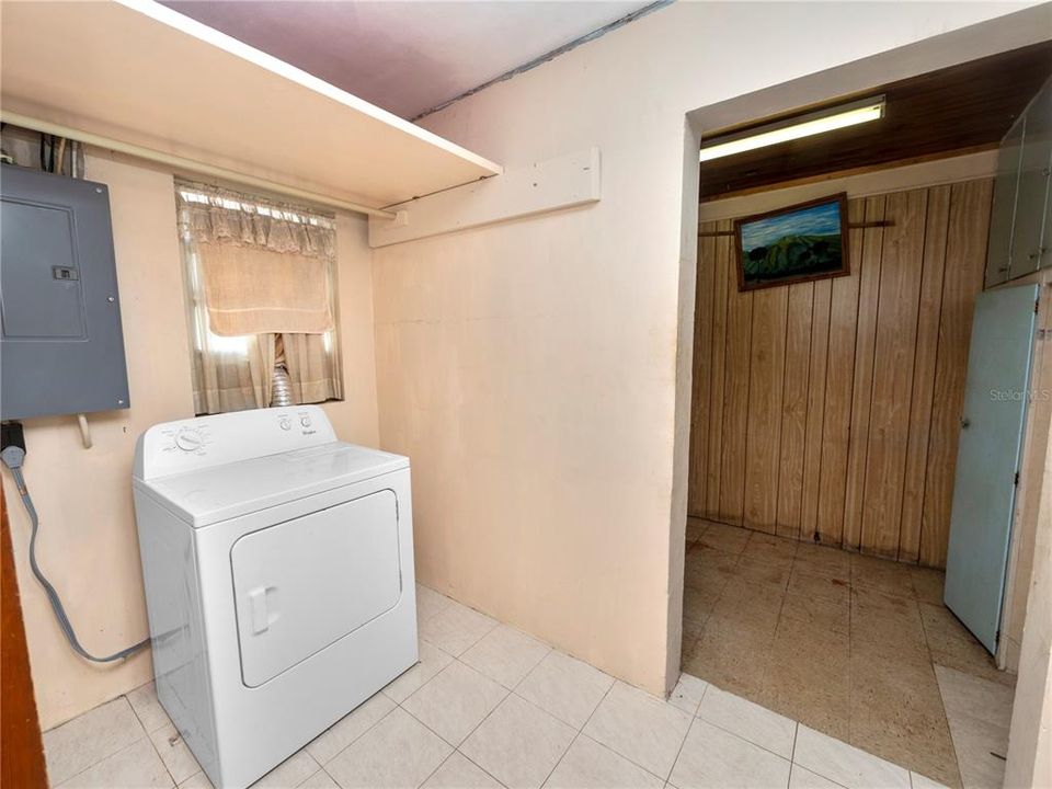 Activo con contrato: $189,000 (3 camas, 1 baños, 1380 Pies cuadrados)