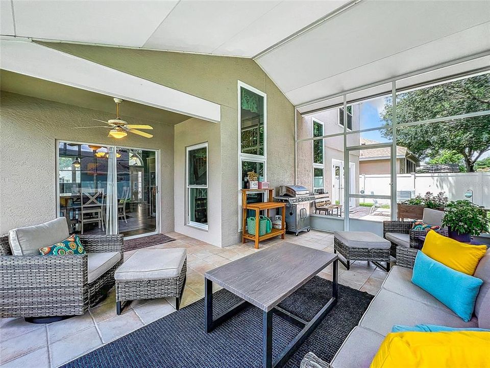 Active With Contract: $549,900 (3 beds, 2 baths, 1946 Square Feet)